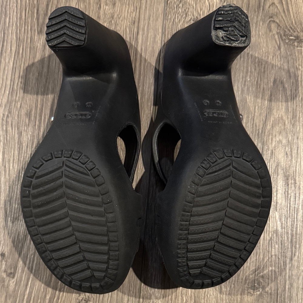 Crocs Cyrpus IV Black Strappy High Heels Size 8 - Picture 5 of 6